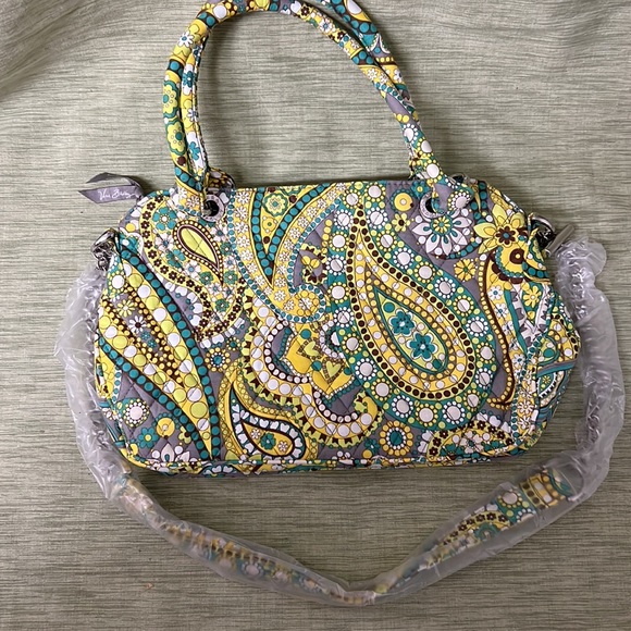 Vera Bradley chain bag in Lemon Parfait print - Picture 4 of 6